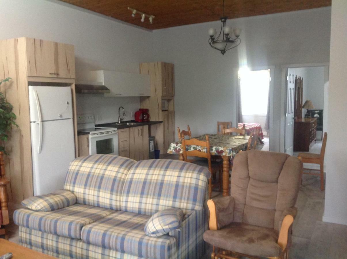 Les Appartement 4 Saisons Des Iles Saint-Gédéon Eksteriør bilde